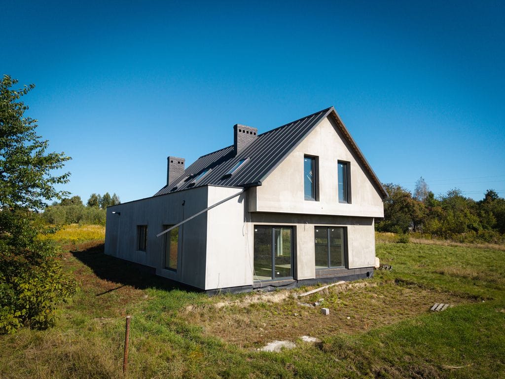 Dom 5 pokojowe na Sprzedaż