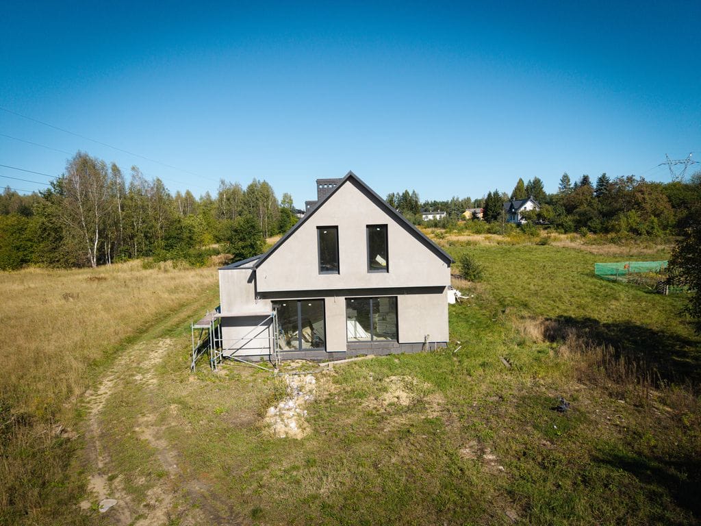 Dom 5 pokojowe na Sprzedaż