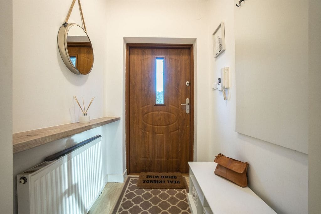 Dom 6 pokojowe na Sprzedaż