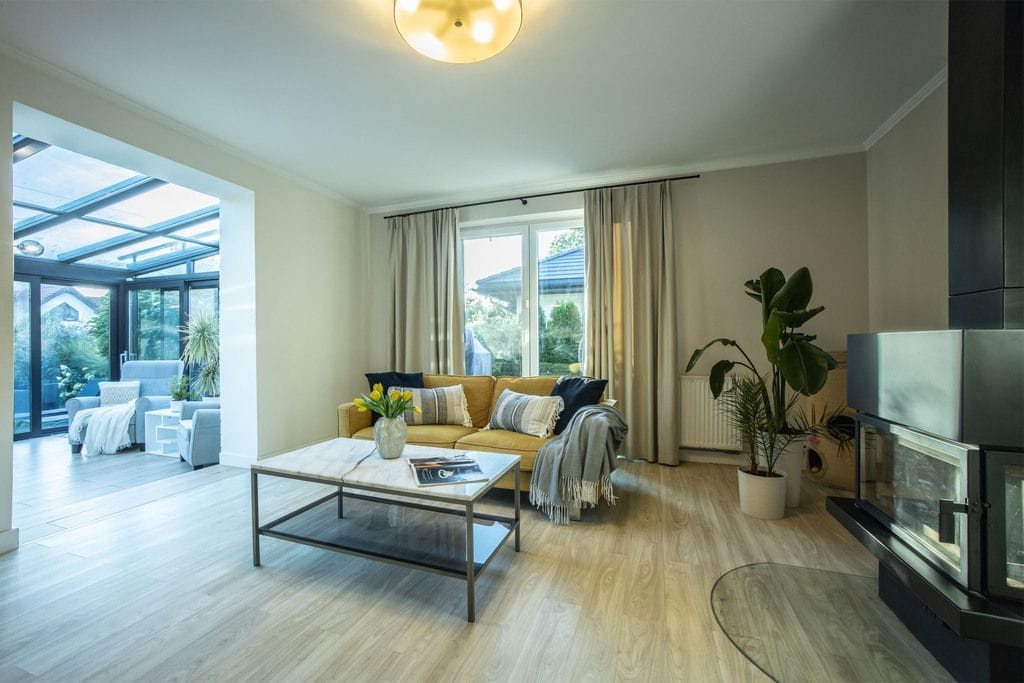 Dom 6 pokojowe na Sprzedaż