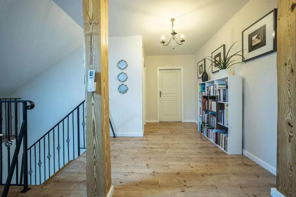 Dom 6 pokojowe na Sprzedaż