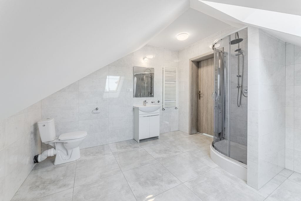 Dom 6 pokojowe na Sprzedaż