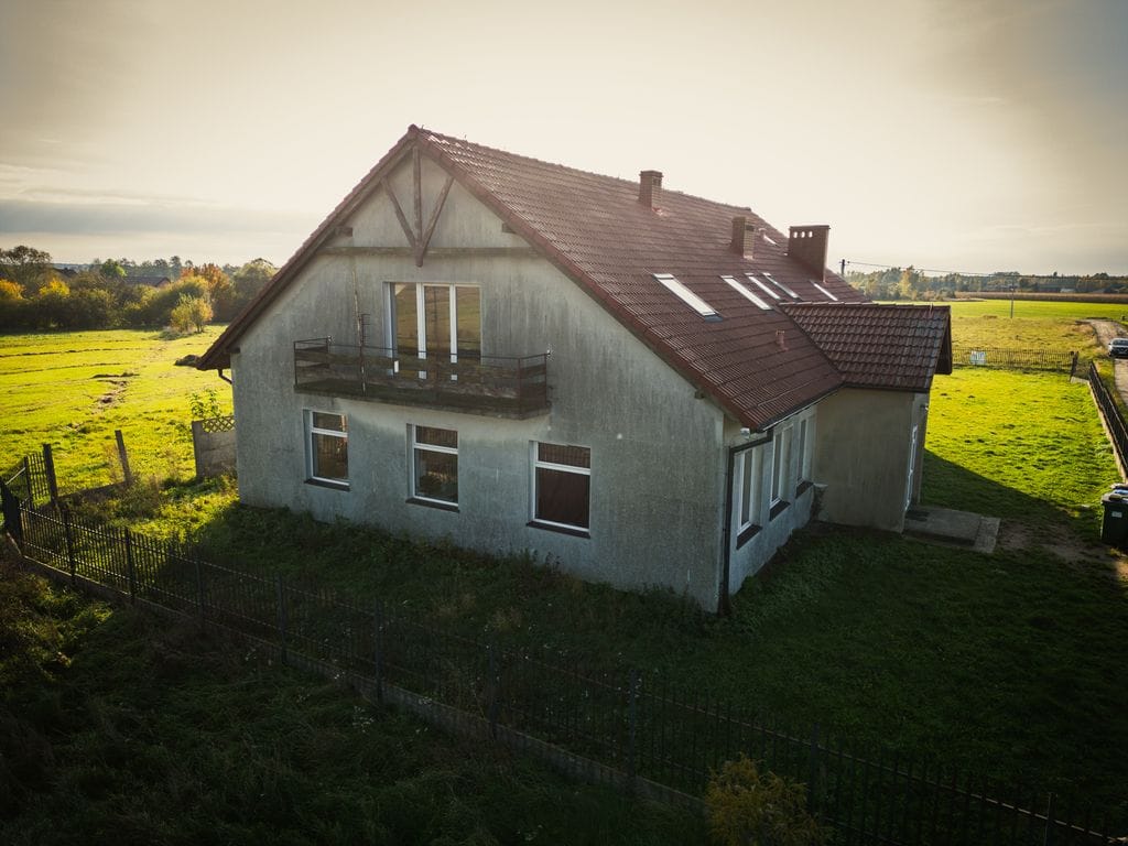 Dom 6 pokojowe na Sprzedaż