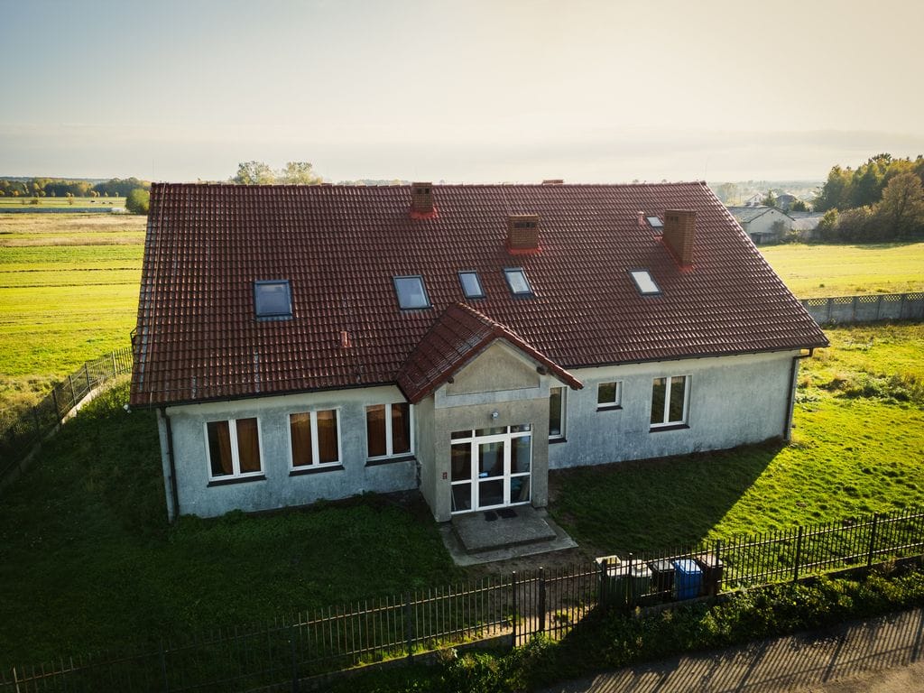 Dom 6 pokojowe na Sprzedaż