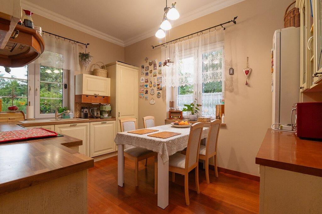 Dom 6 pokojowe na Sprzedaż