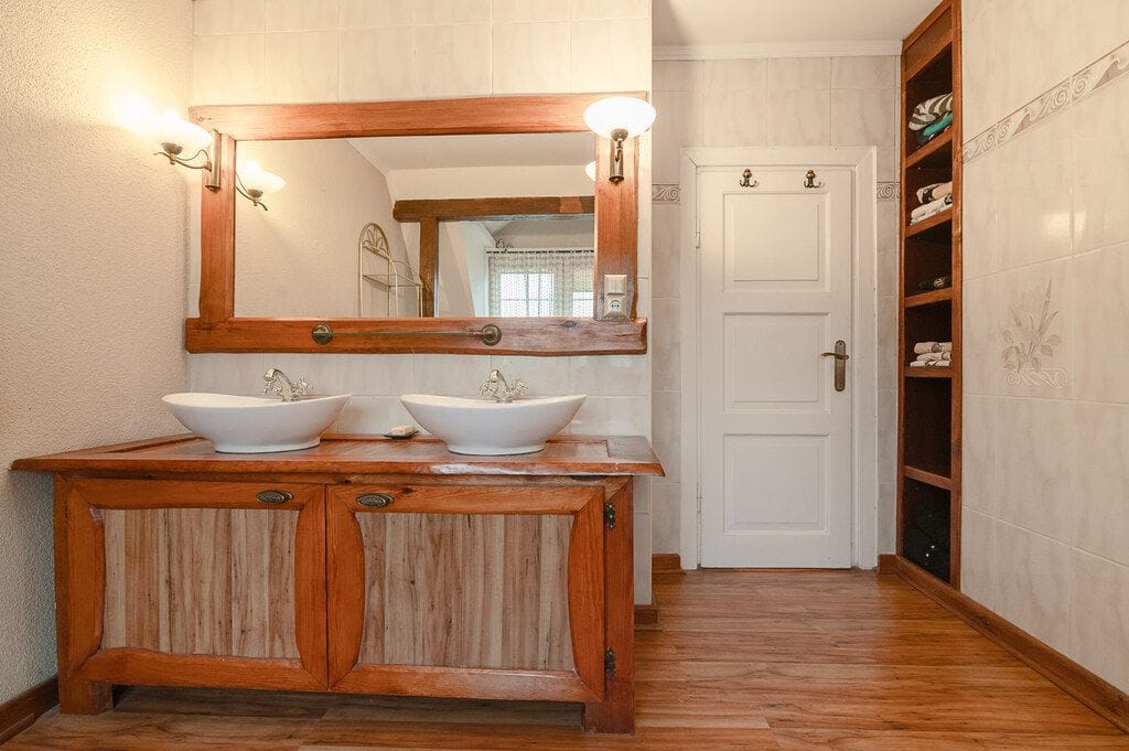 Dom 6 pokojowe na Sprzedaż