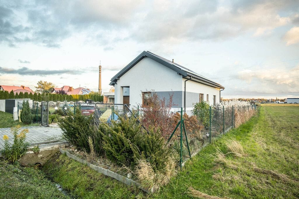 Dom 3 pokojowe na Sprzedaż