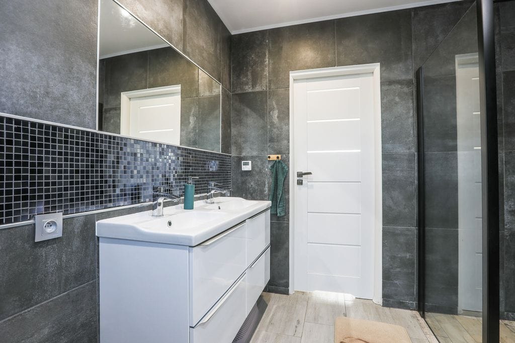 Dom 4 pokojowe na Sprzedaż