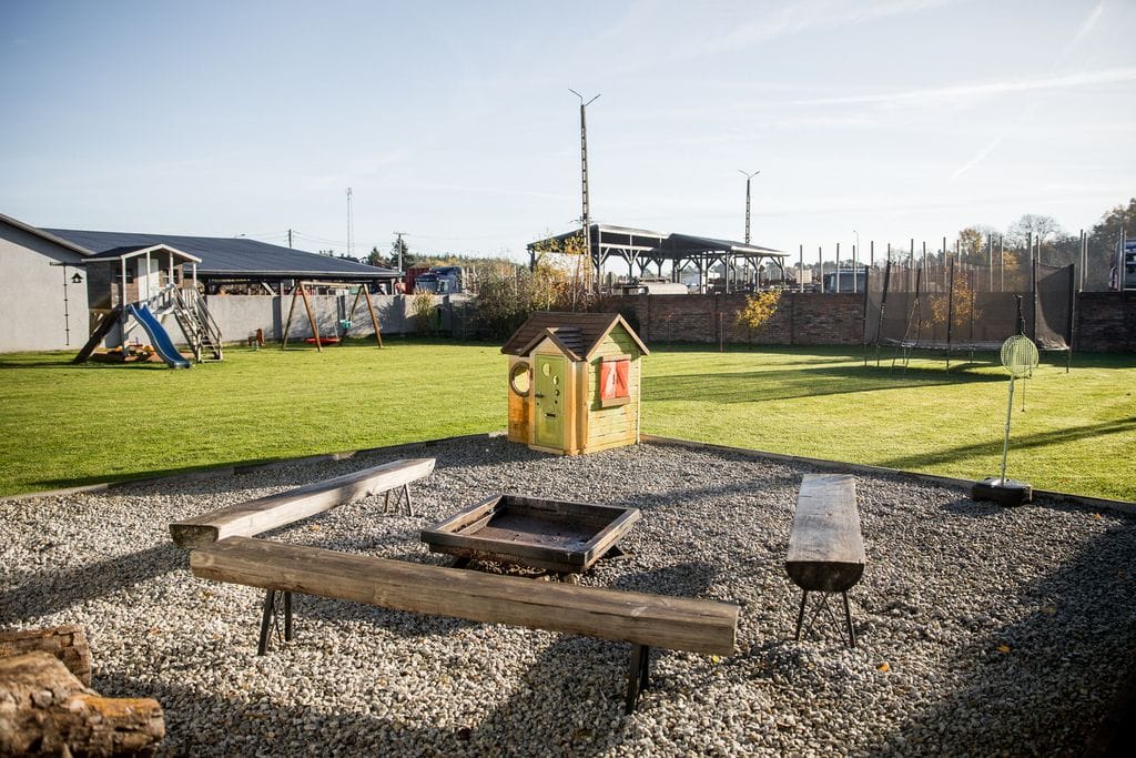 Dom 4 pokojowe na Sprzedaż