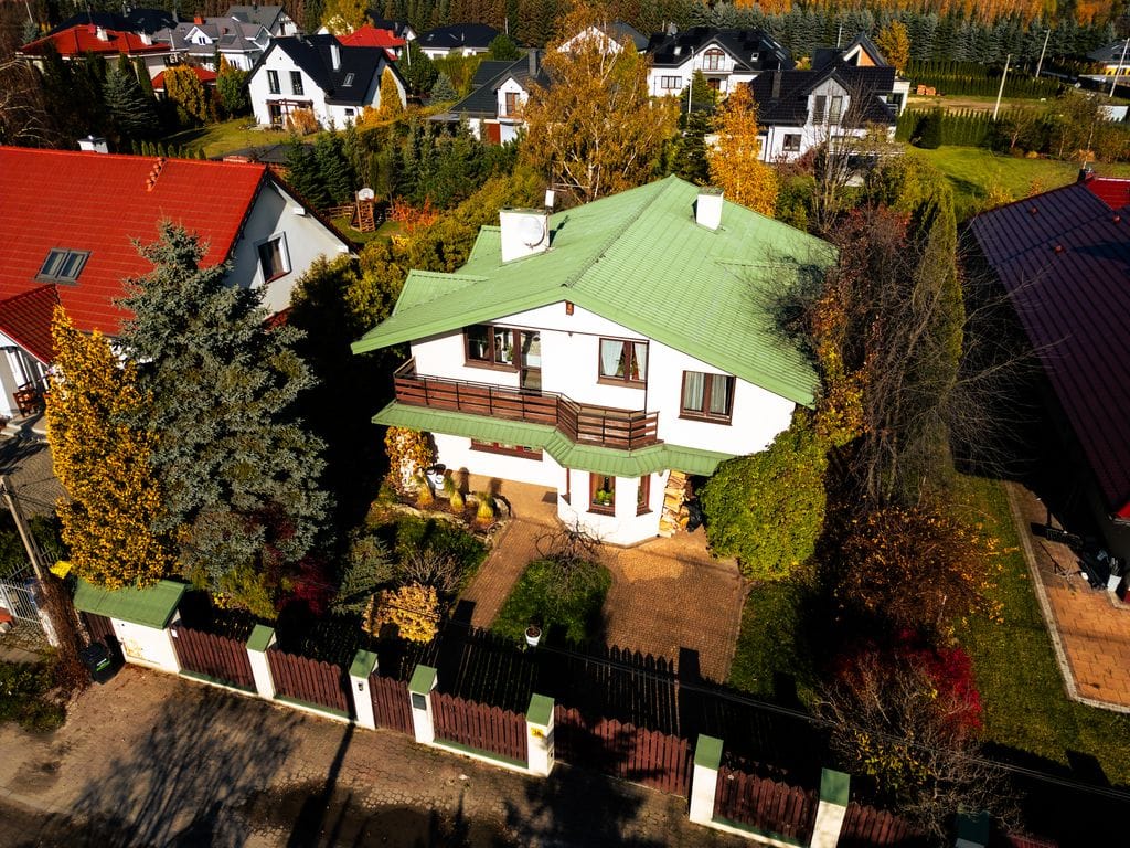 Dom 4 pokojowe na Sprzedaż