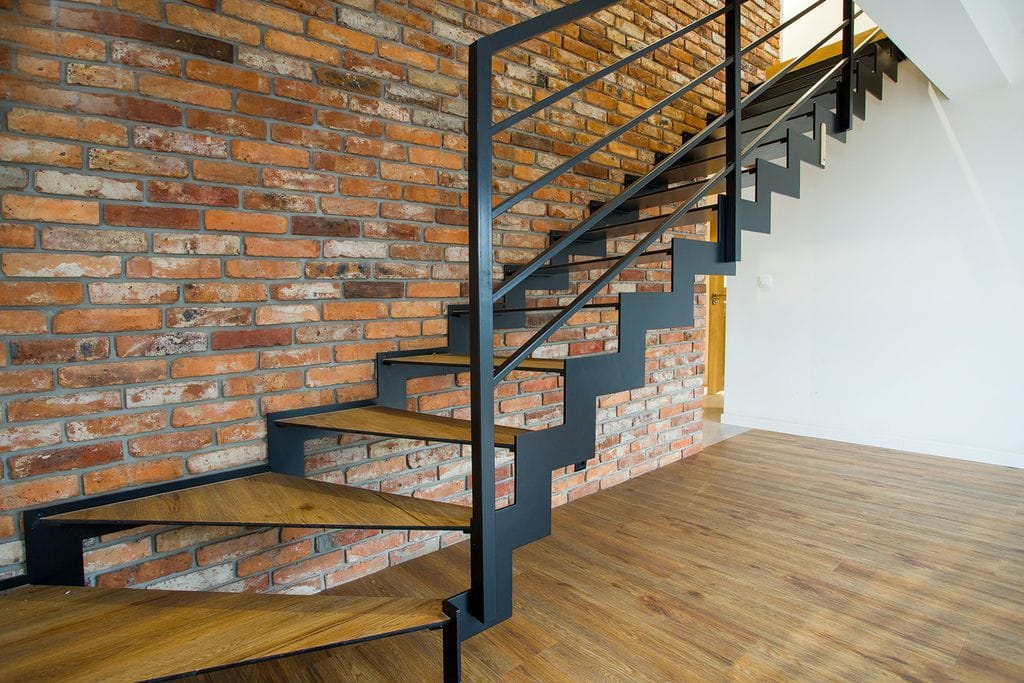 Dom 7 pokojowe na Sprzedaż