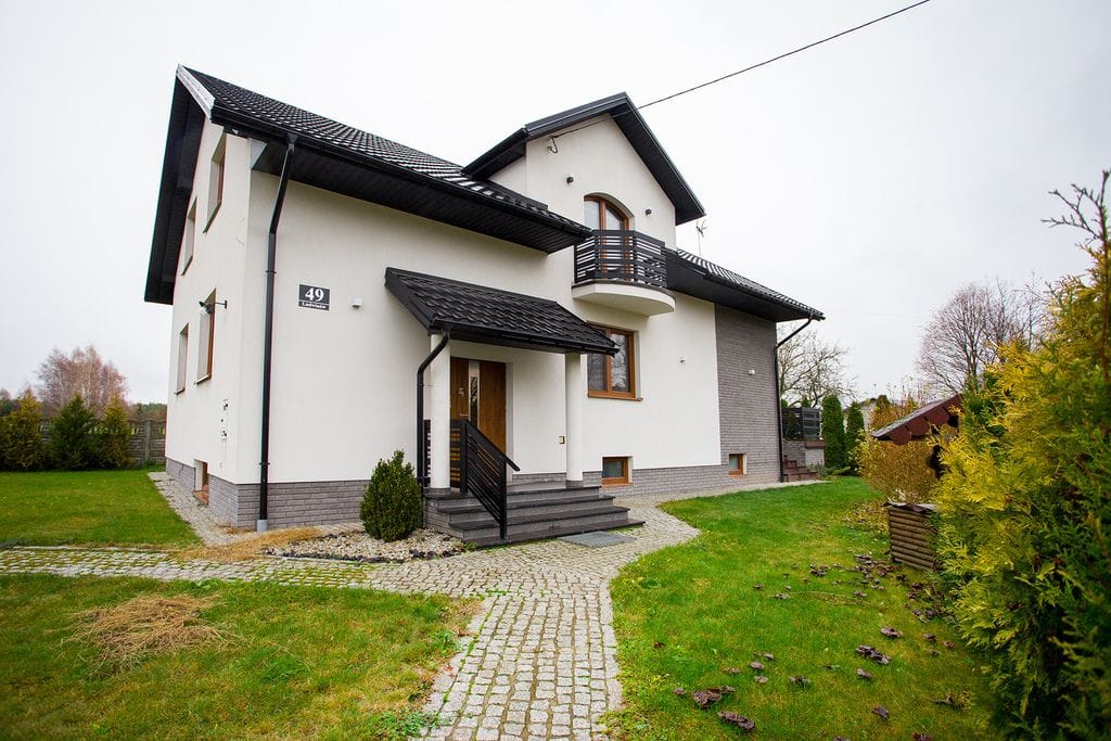 Dom 7 pokojowe na Sprzedaż