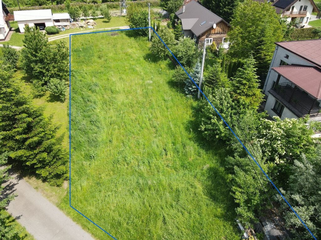 Działka  pokojowe na Sprzedaż