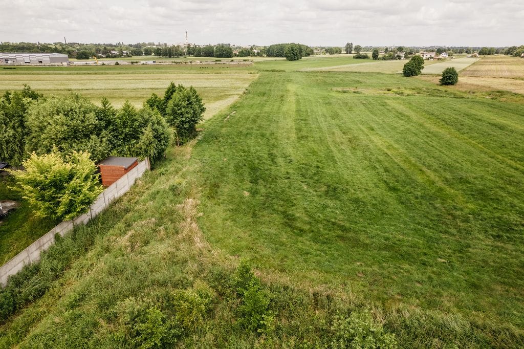Działka  pokojowe na Sprzedaż