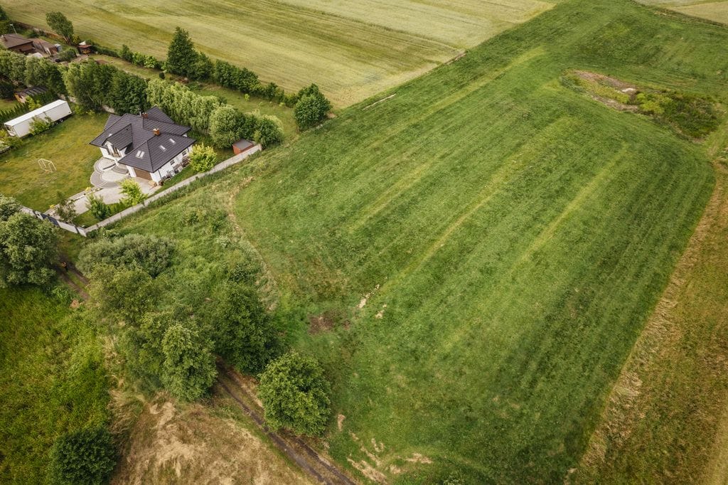 Działka  pokojowe na Sprzedaż