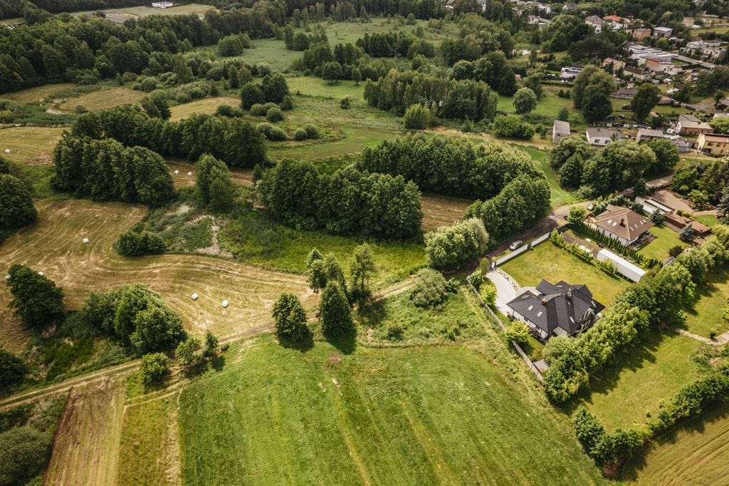 Działka  pokojowe na Sprzedaż
