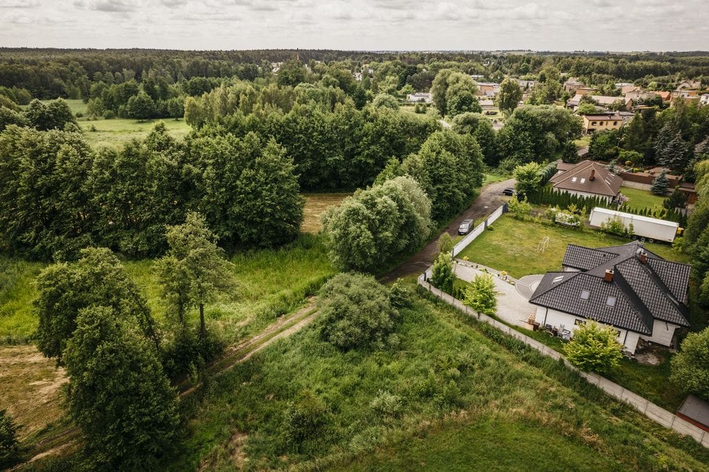 Działka  pokojowe na Sprzedaż