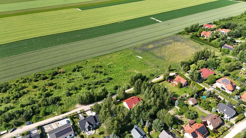 Działka  pokojowe na Sprzedaż