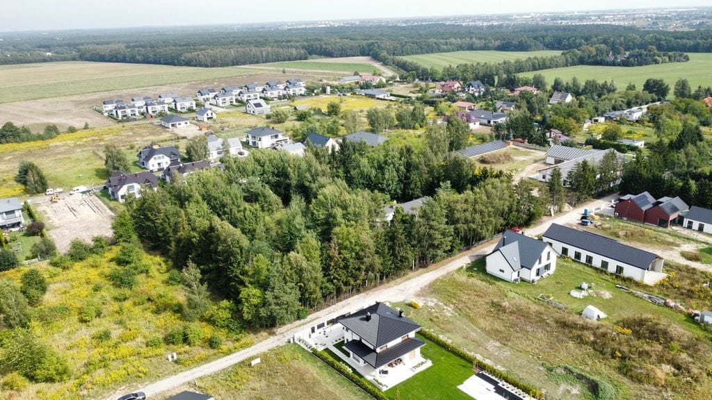 Działka  pokojowe na Sprzedaż