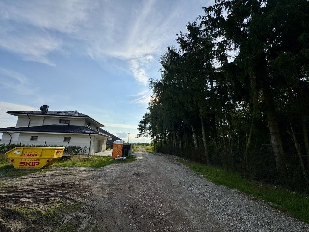 Działka  pokojowe na Sprzedaż