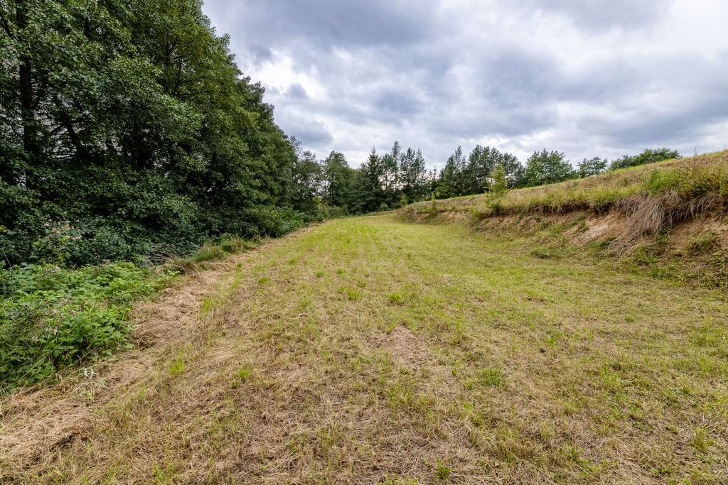 Działka  pokojowe na Sprzedaż