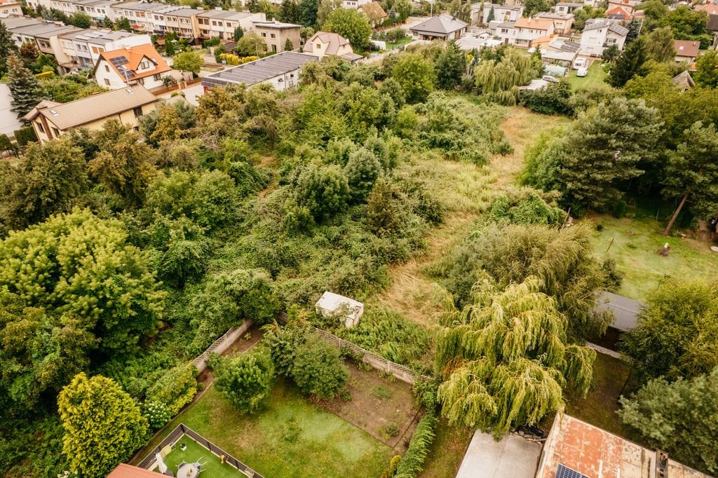 Działka  pokojowe na Sprzedaż