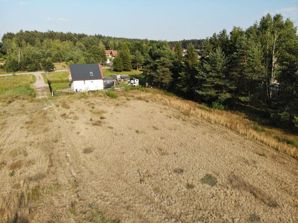 Działka  pokojowe na Sprzedaż