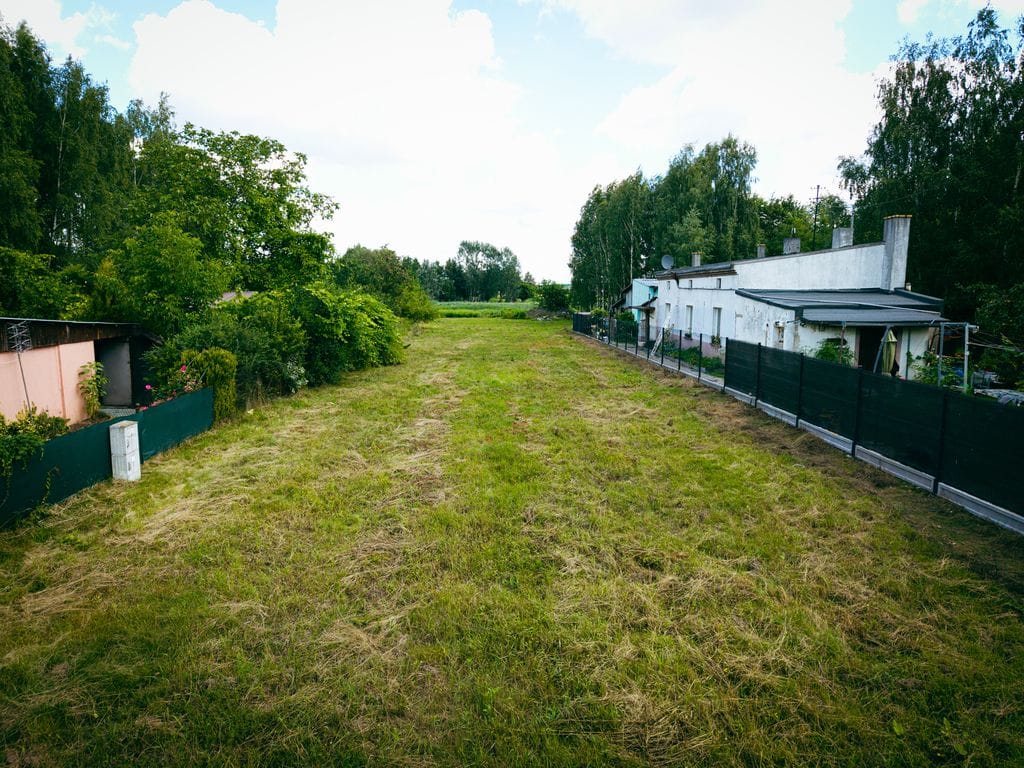 Działka  pokojowe na Sprzedaż