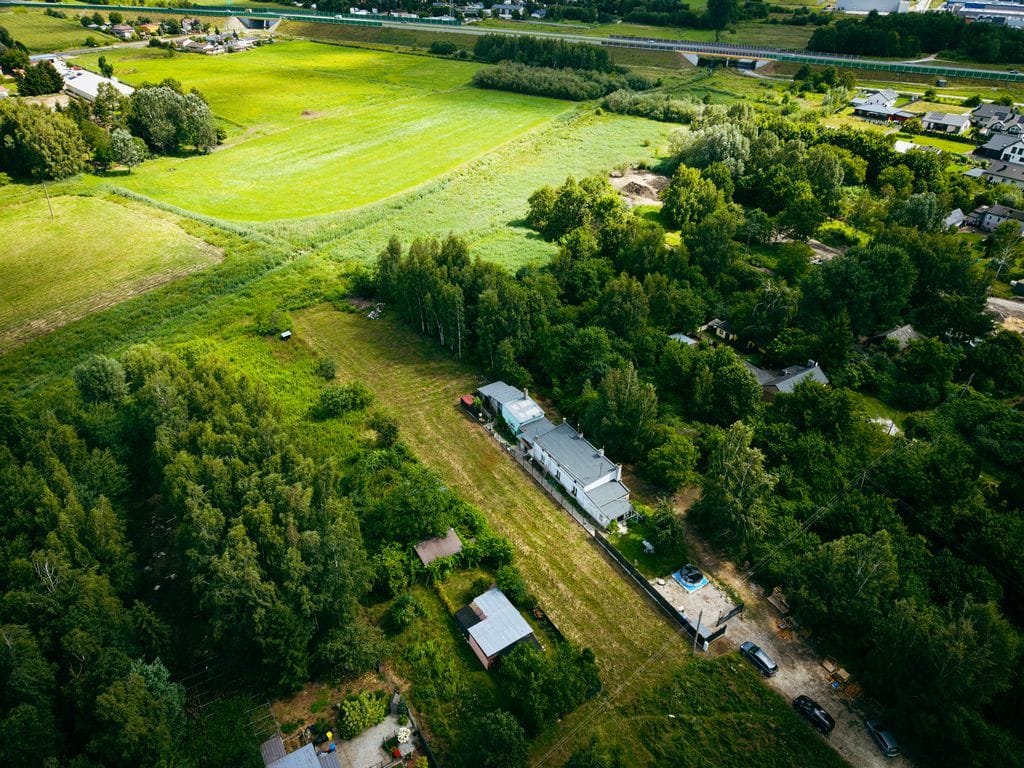 Działka  pokojowe na Sprzedaż
