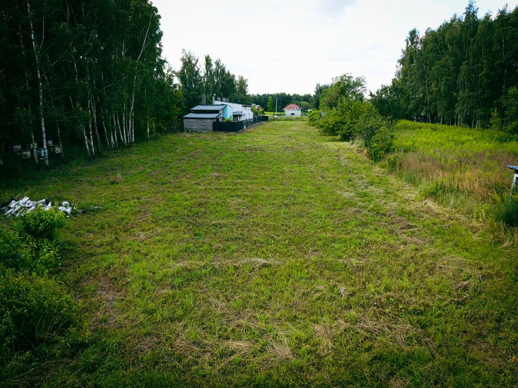 Działka  pokojowe na Sprzedaż