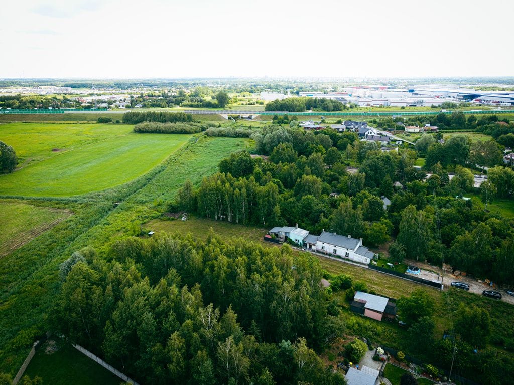 Działka  pokojowe na Sprzedaż