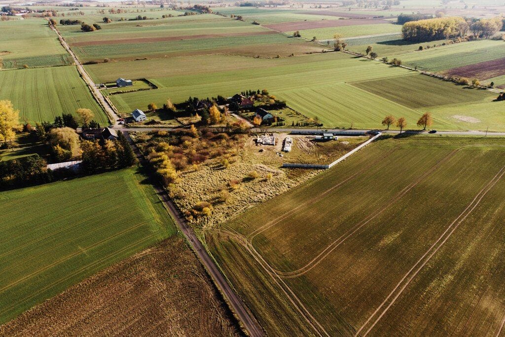 Działka  pokojowe na Sprzedaż
