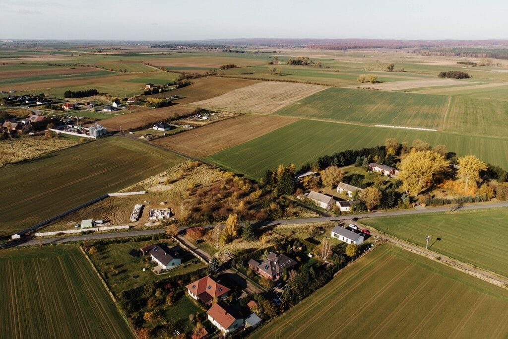 Działka  pokojowe na Sprzedaż