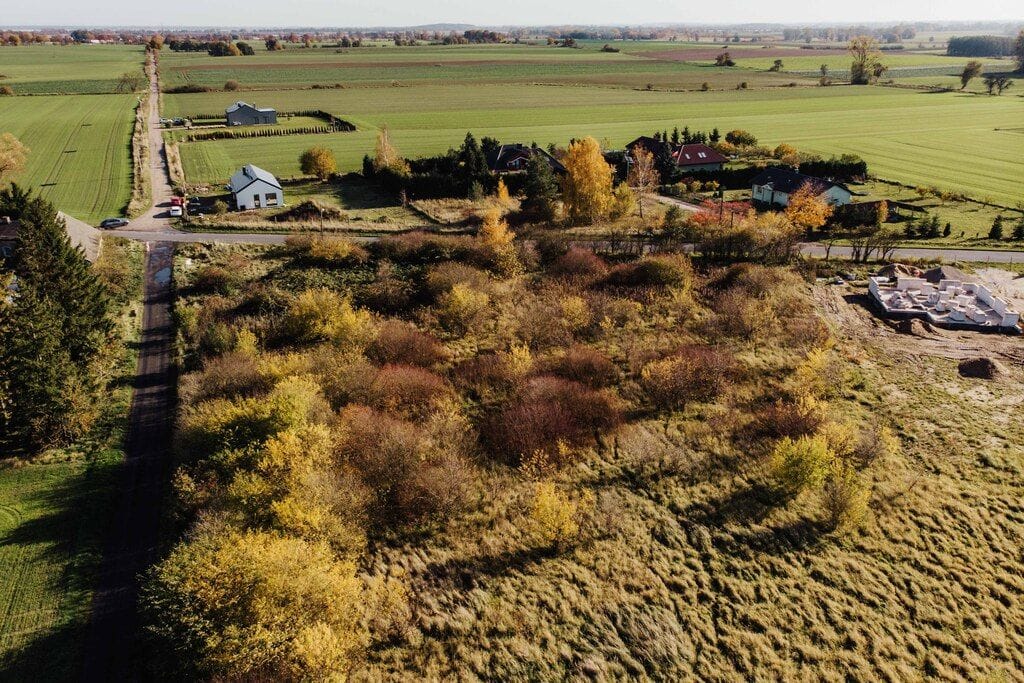 Działka  pokojowe na Sprzedaż