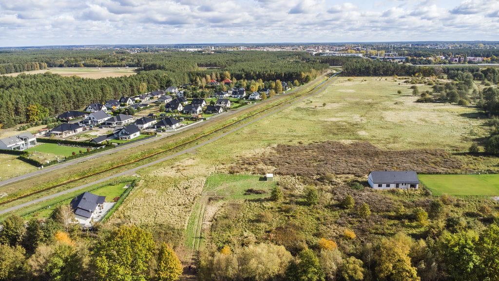 Działka  pokojowe na Sprzedaż
