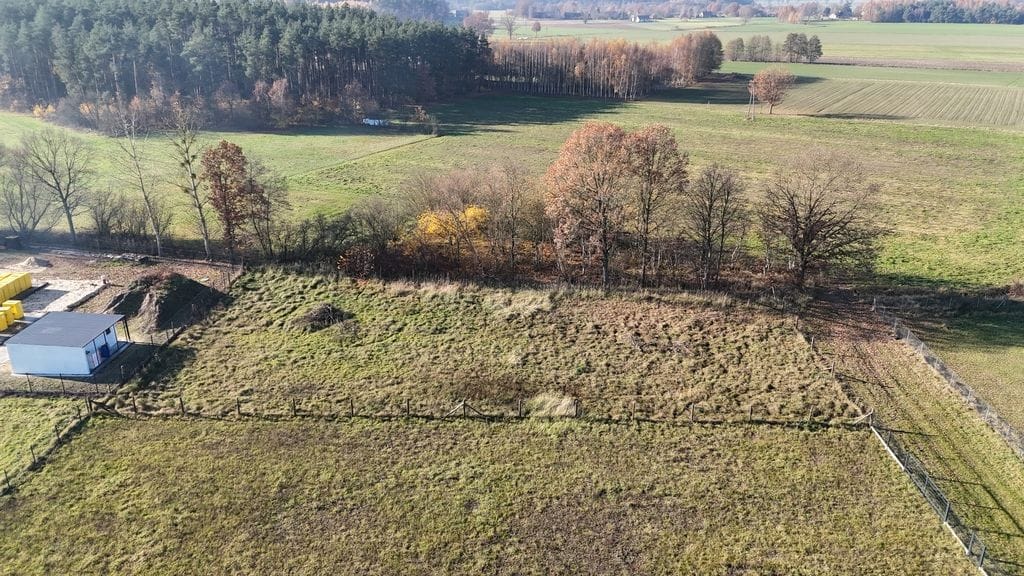 Działka  pokojowe na Sprzedaż