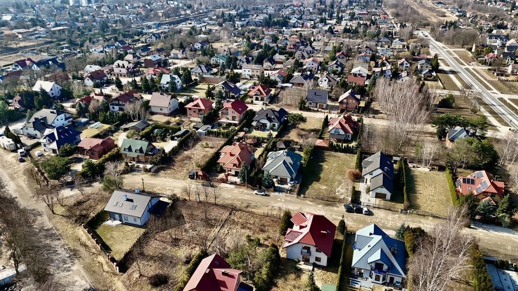 Działka  pokojowe na Sprzedaż