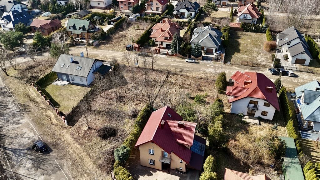 Działka  pokojowe na Sprzedaż