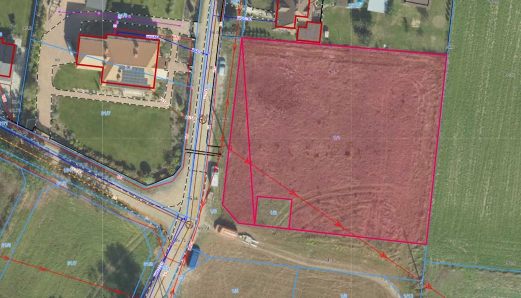 Działka  pokojowe na Sprzedaż