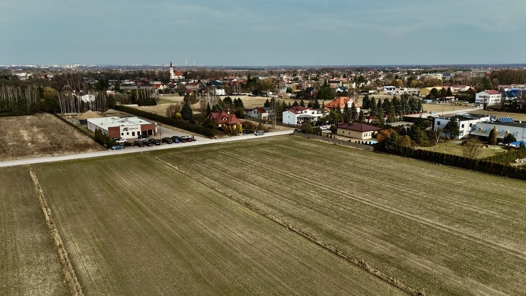 Działka  pokojowe na Sprzedaż