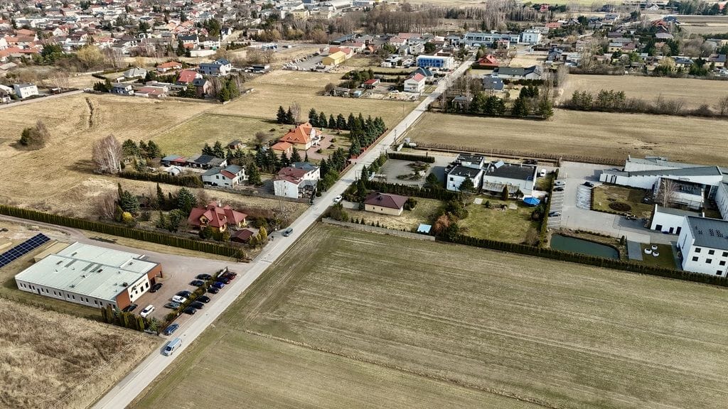 Działka  pokojowe na Sprzedaż