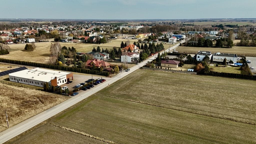 Działka  pokojowe na Sprzedaż