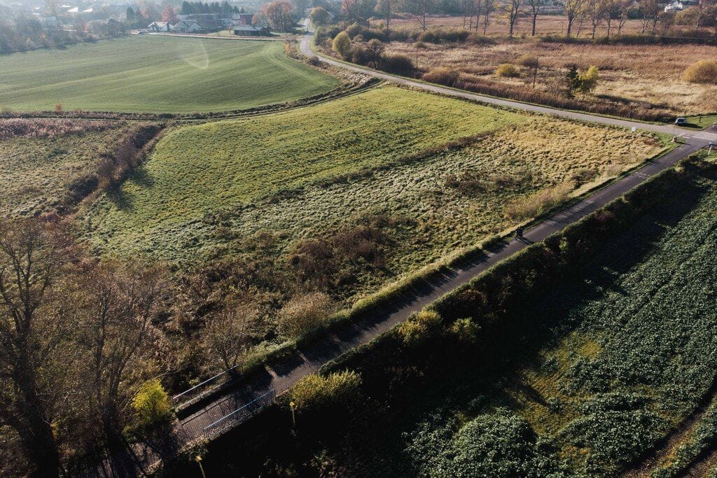 Działka  pokojowe na Sprzedaż