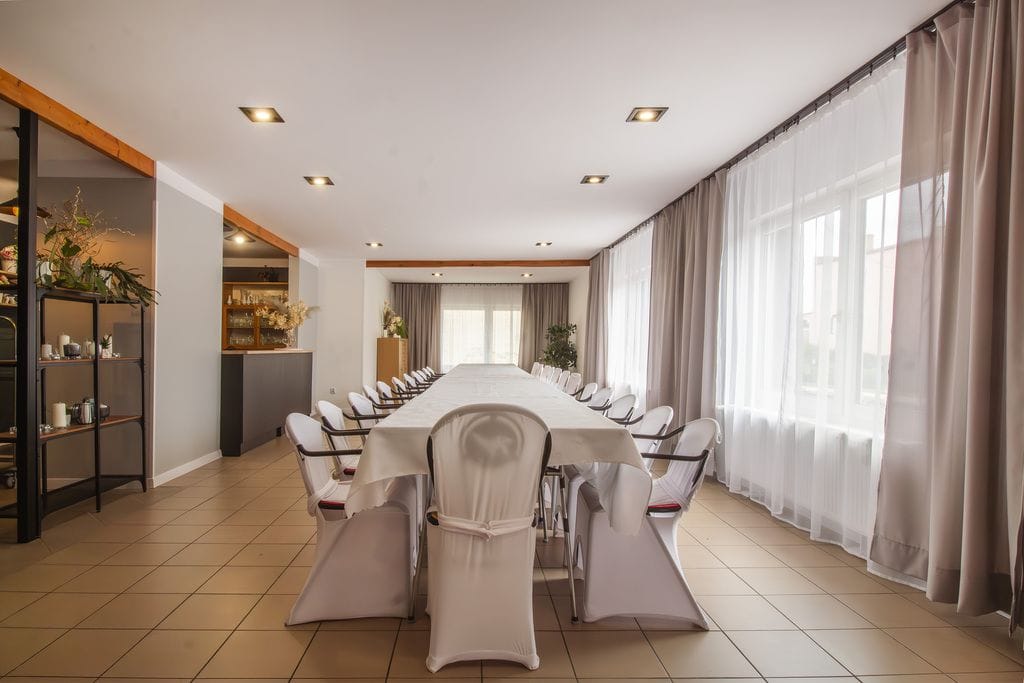 Lokal użytkowy  pokojowe na Sprzedaż