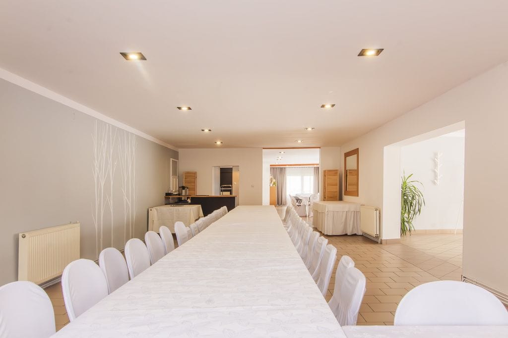 Lokal użytkowy  pokojowe na Sprzedaż