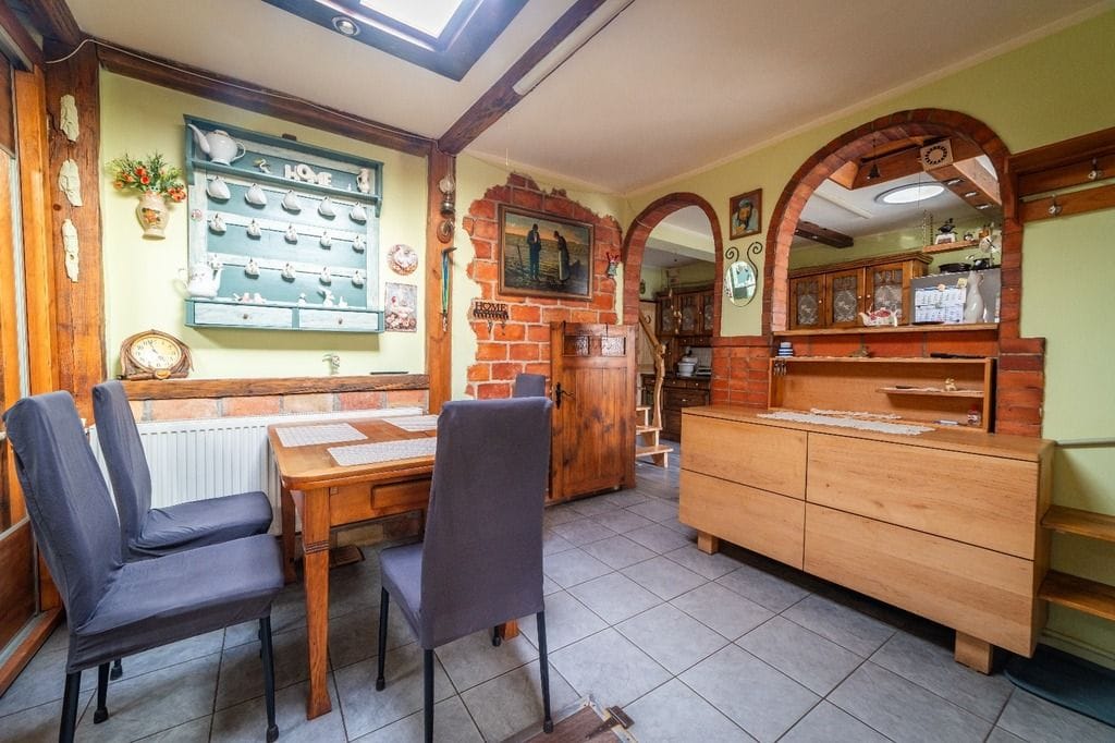 Lokal użytkowy  pokojowe na Sprzedaż