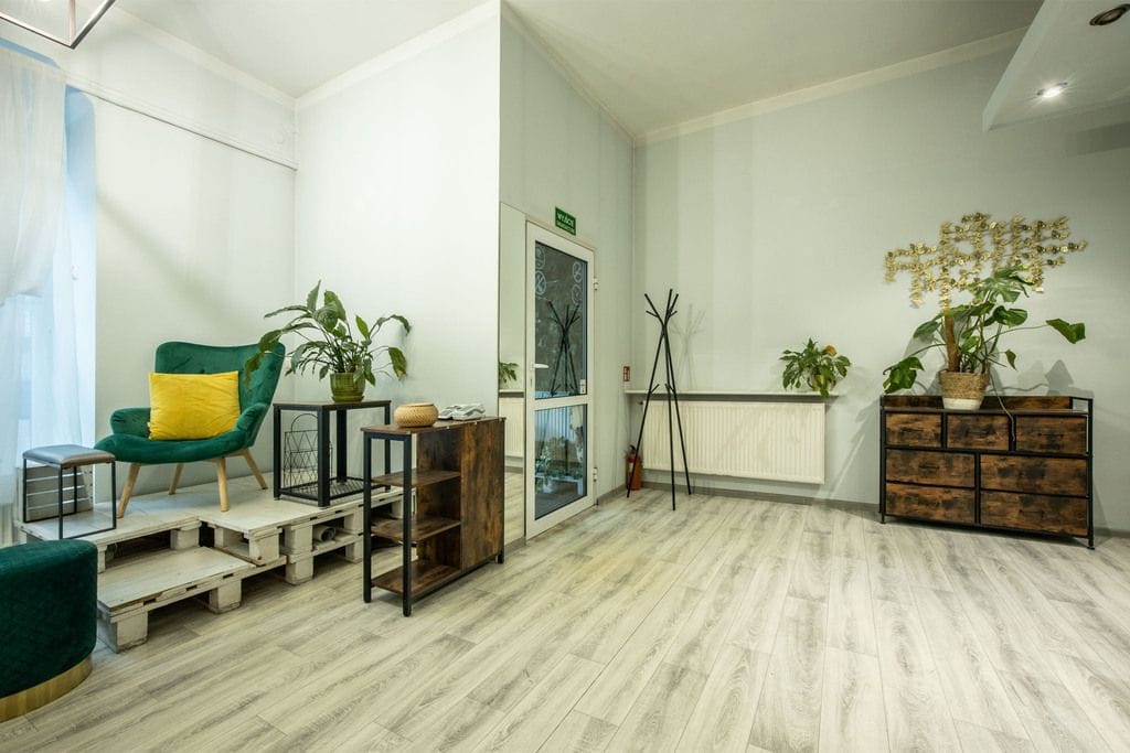 Lokal użytkowy  pokojowe na Sprzedaż