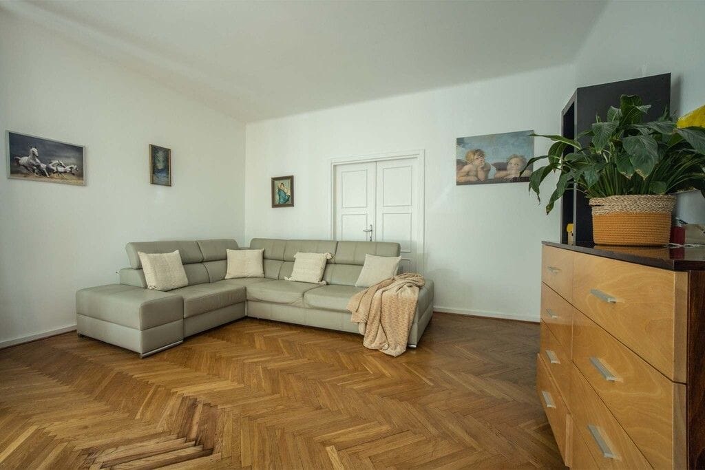 Dom 4 pokojowe na Sprzedaż