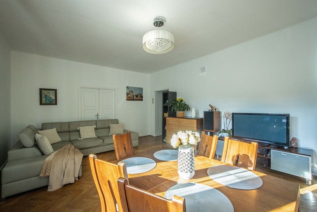 Dom 4 pokojowe na Sprzedaż