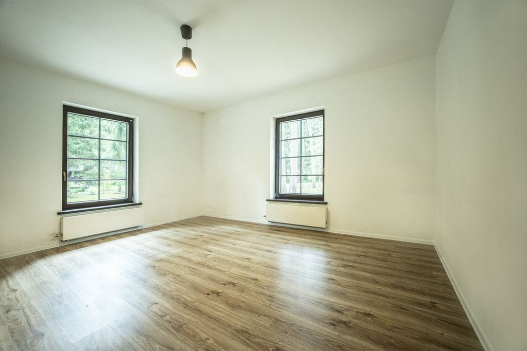 Dom 7 pokojowe na Sprzedaż